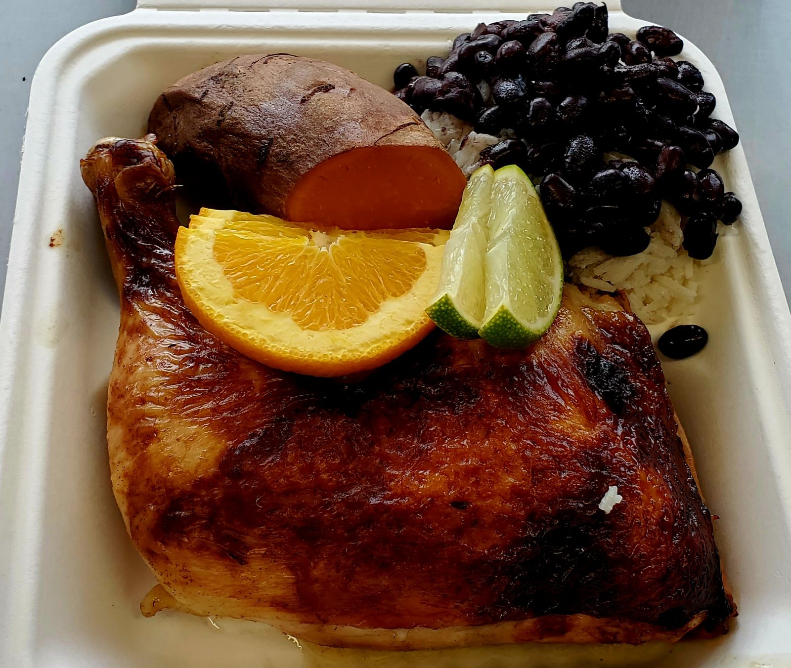Read more about the article Cuban Mojo Chicken Plate