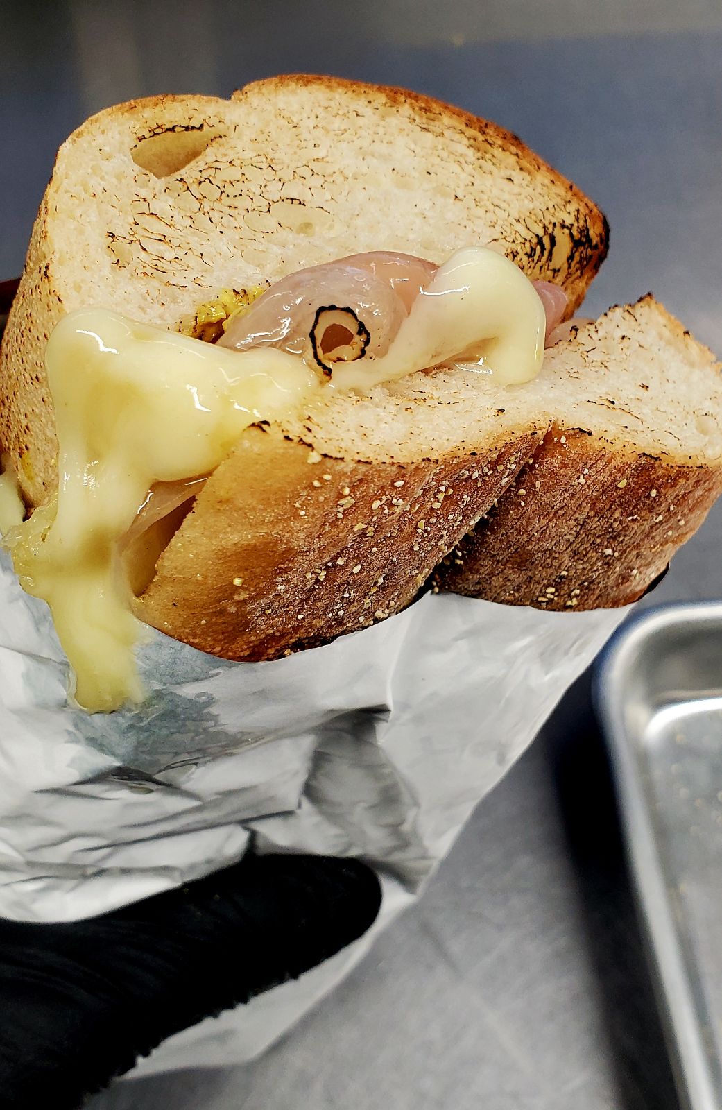 Read more about the article Molten Raclette Sandwich